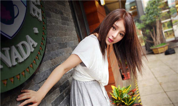保德想找一个女性生孩子给报酬-｛找个女人生孩子多少钱｝
